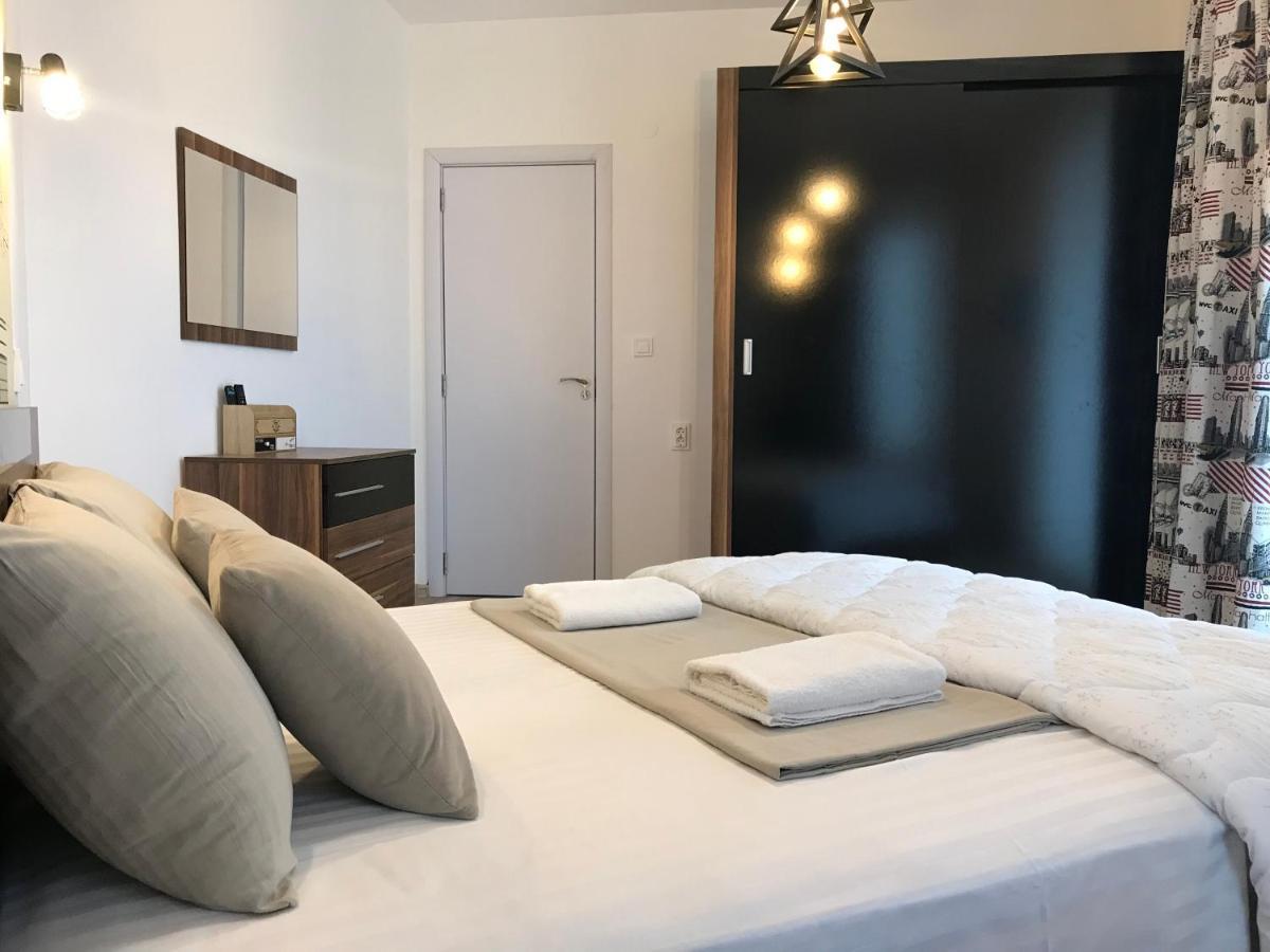 Apartment Raya Obzor Bagian luar foto